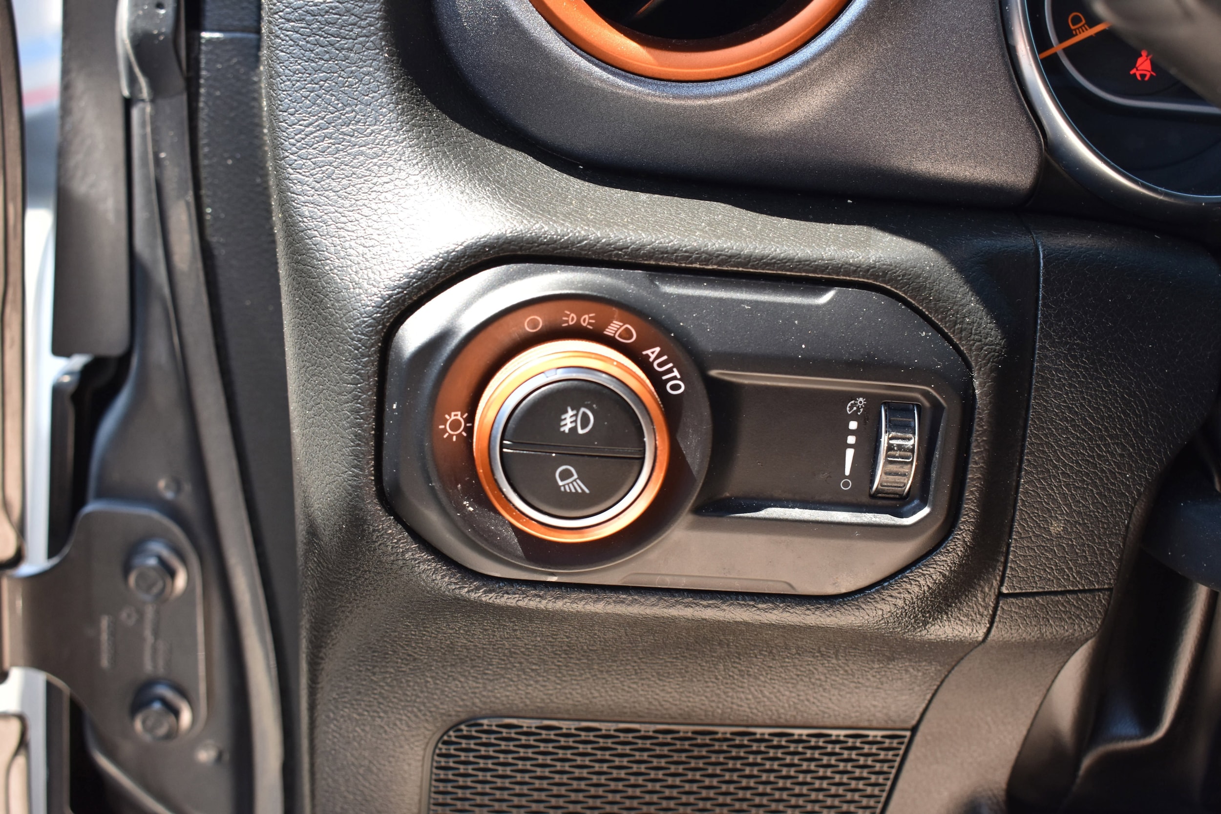 2023 Jeep Gladiator Mojave - Photo 15
