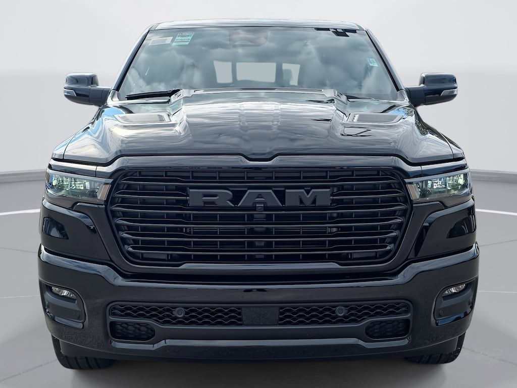 New 2026 Ram 1500 LARAMIE CREW CAB 4X4 5'7 BOX Pickup