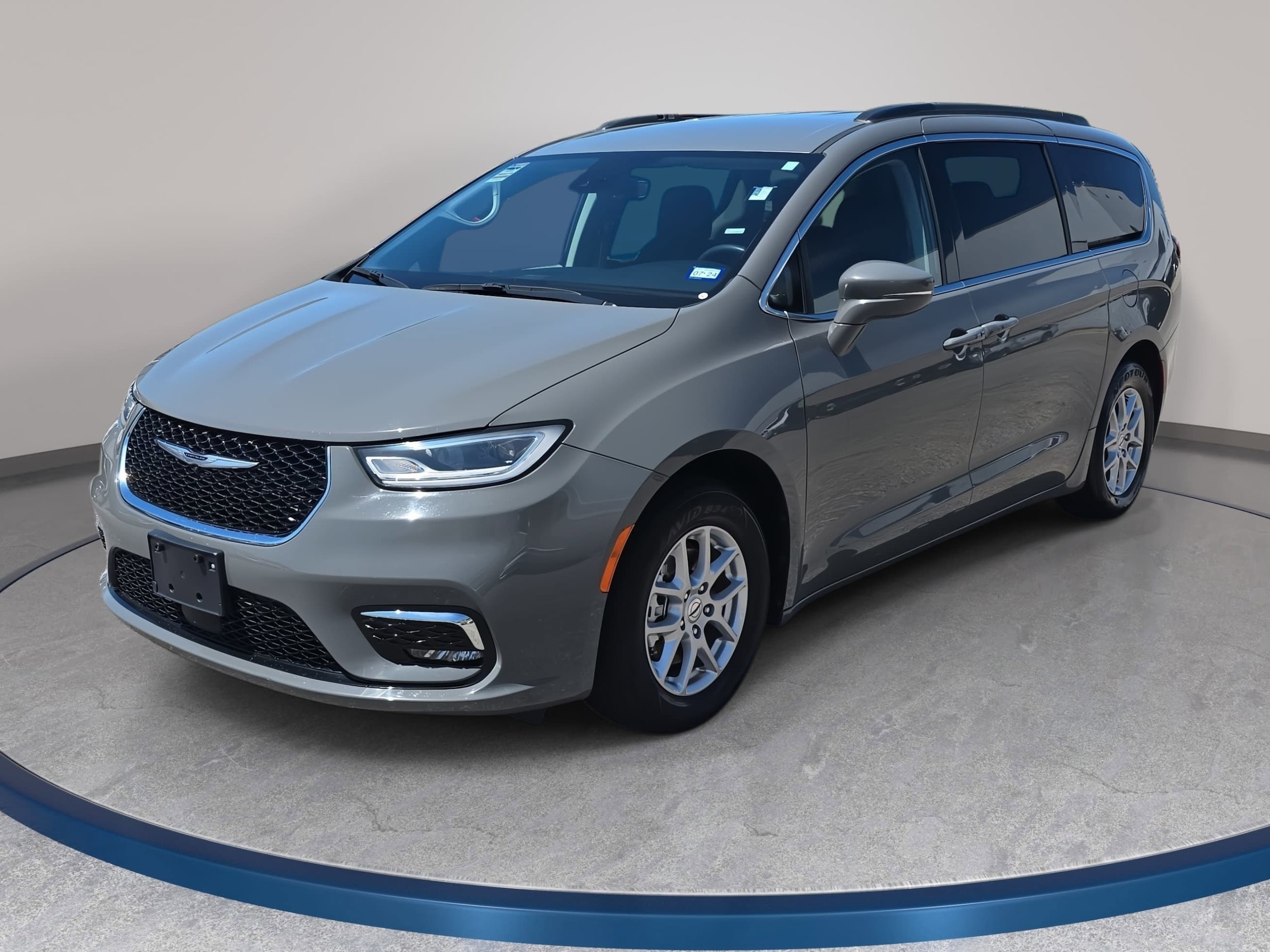 2022 Chrysler Pacifica's photo