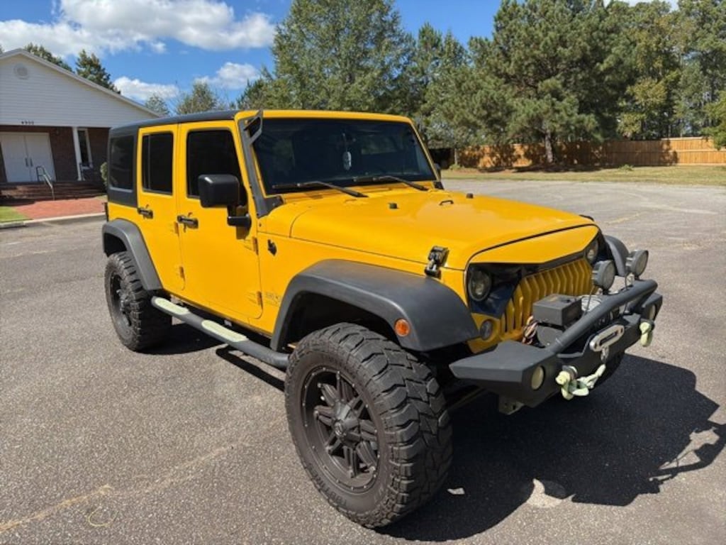 Used 2015 Jeep Wrangler Unlimited Sahara 4x4 SUV