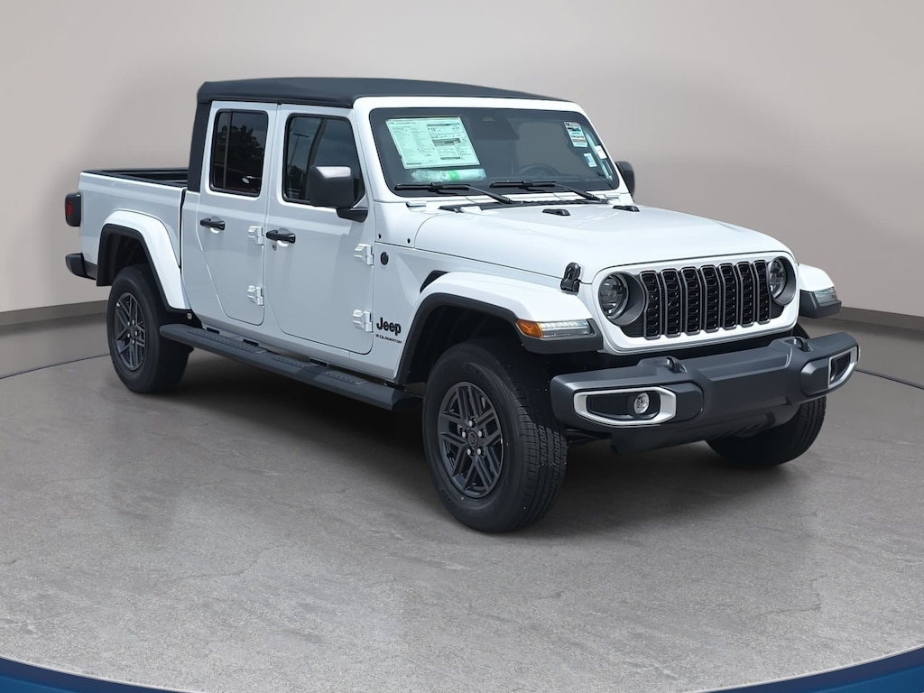 New 2026 Jeep Gladiator SPORT S 4X4 Pickup