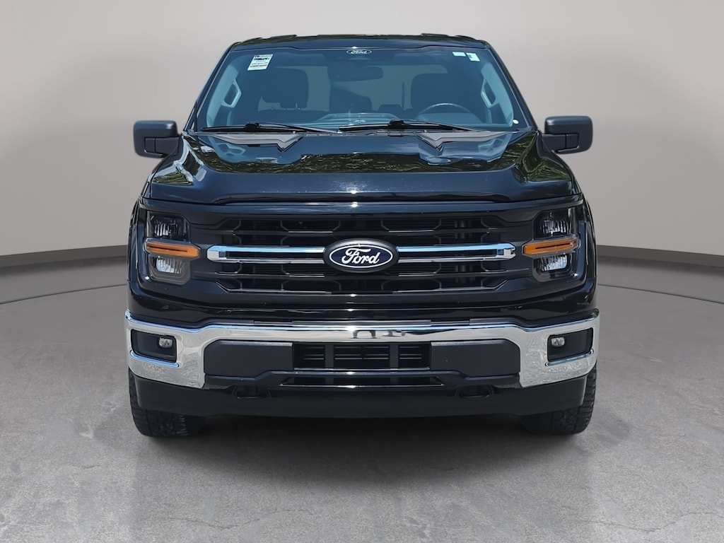 Used 2025 Ford F-150 XLT Truck SuperCrew Cab