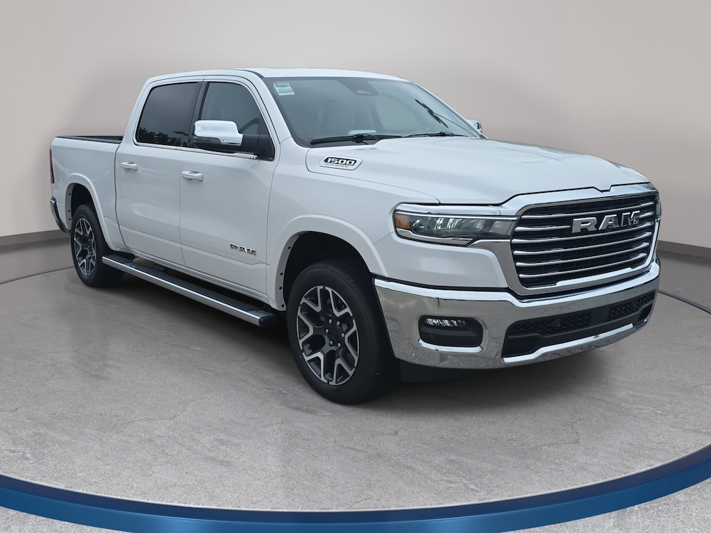 New 2026 Ram 1500 LARAMIE CREW CAB 4X4 5'7 BOX Pickup