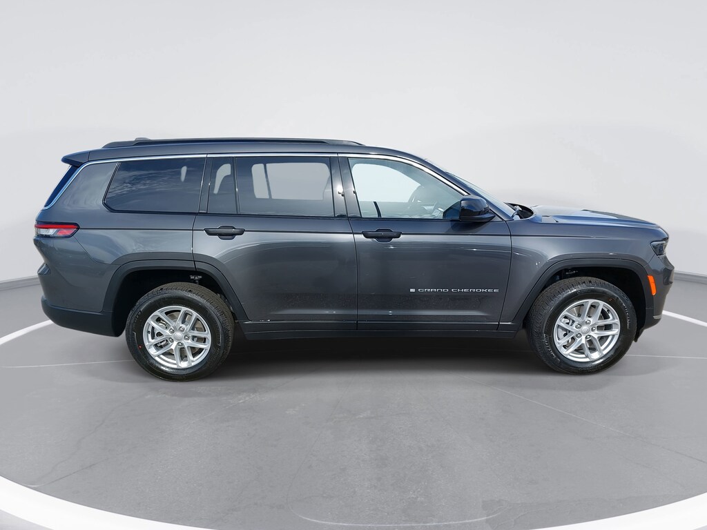 New 2025 Jeep Grand Cherokee L LAREDO X 4X2 Sport Utility
