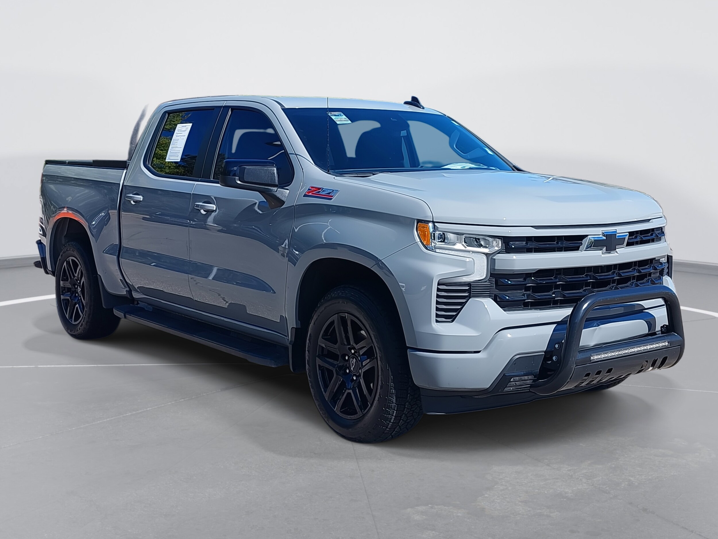 2024 Chevrolet Silverado 1500 RST photo 3