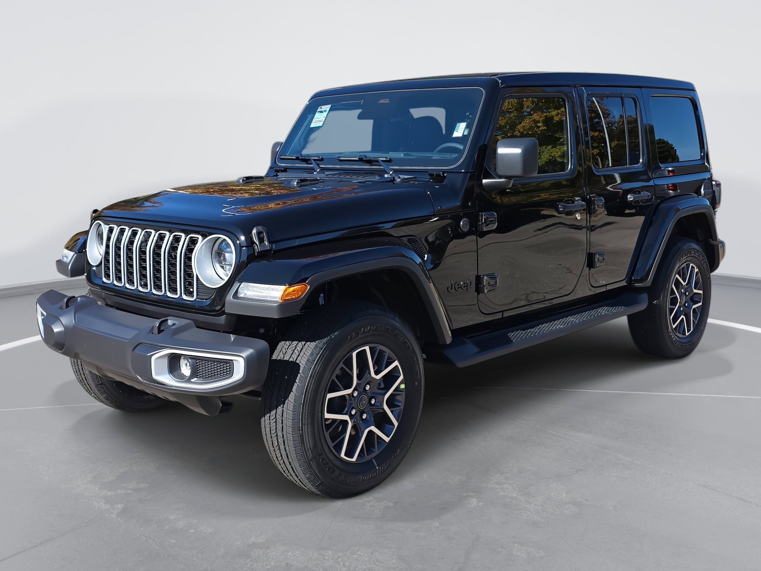 2026 Jeep Wrangler 4-Door Sahara's photo