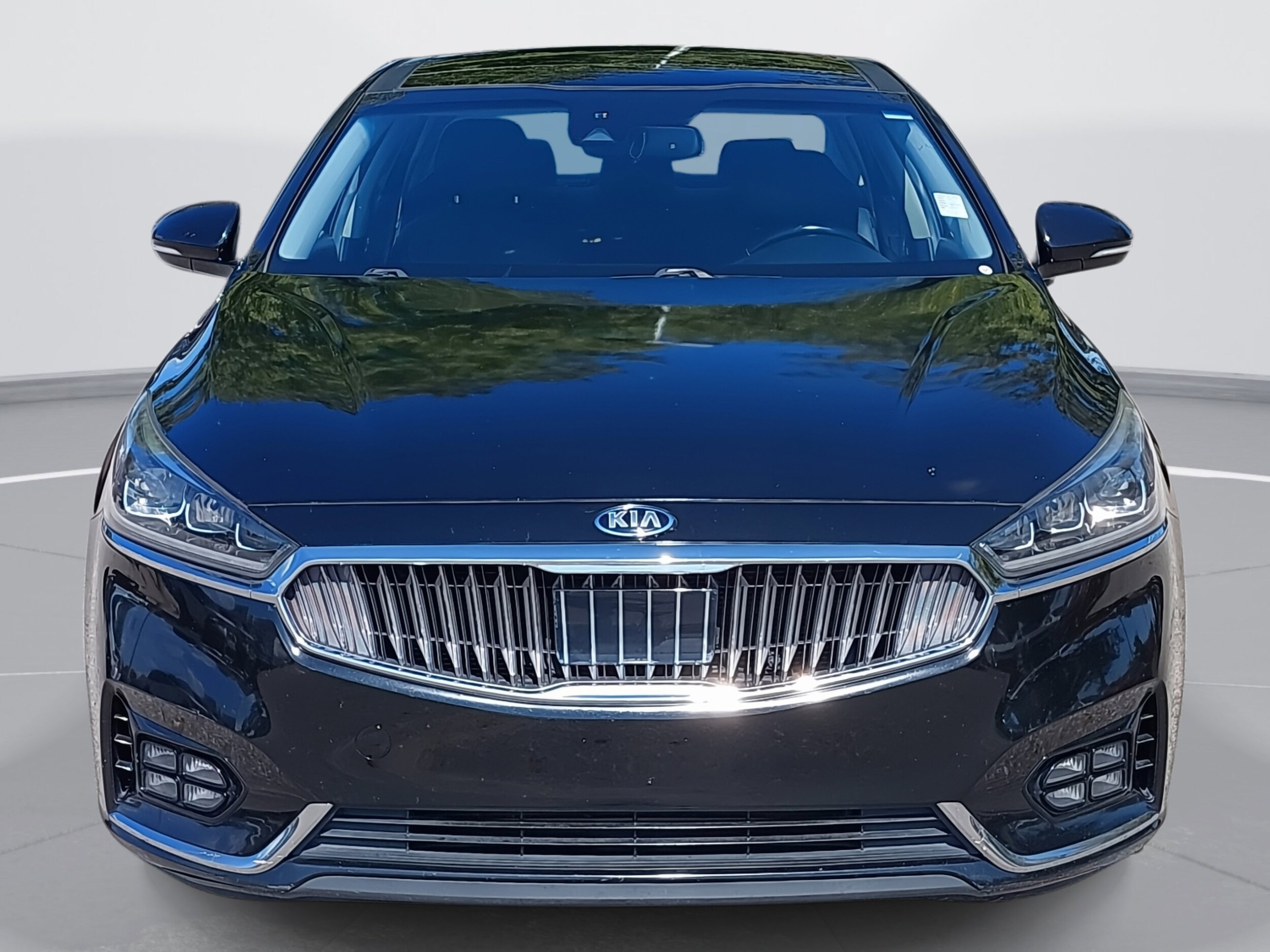 2017 Kia Cadenza Technology photo 2