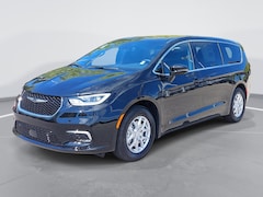 2026 Chrysler Pacifica SELECT Passenger Van