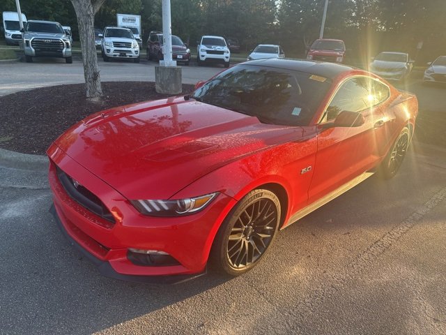 2017 Ford Mustang GT photo 2