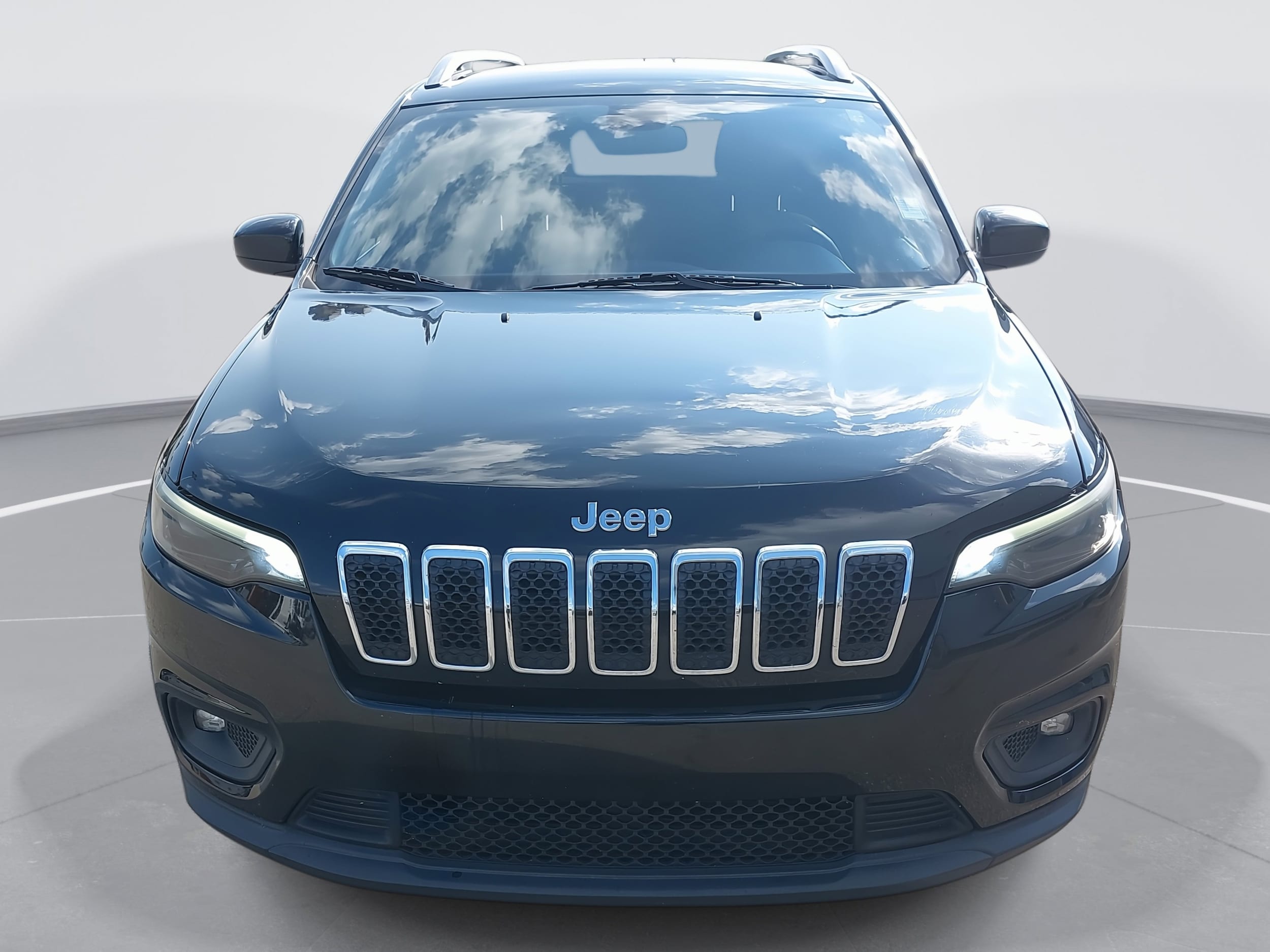 Used 2019 Jeep Cherokee Latitude with VIN 1C4PJLCB3KD325702 for sale in Wendell, NC