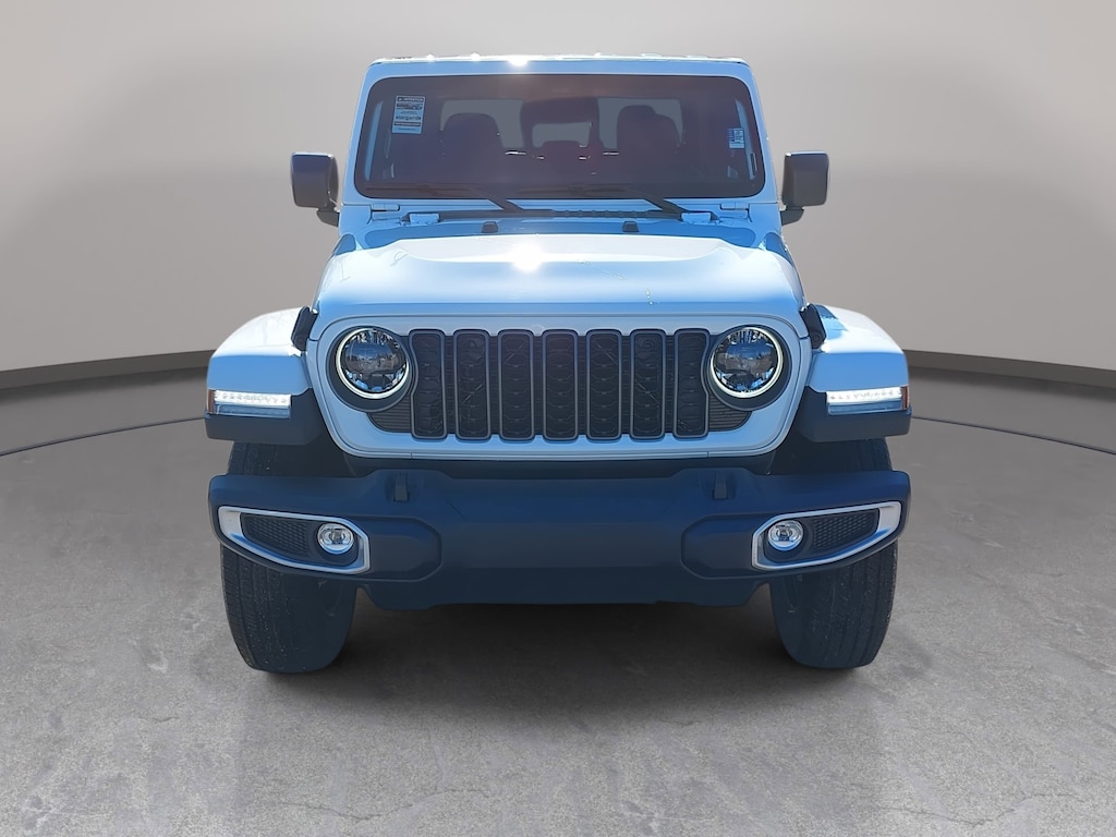 New 2026 Jeep Gladiator SAHARA 4X4 Pickup