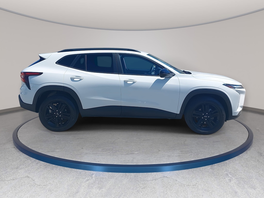 Used 2025 Chevrolet Trax ACTIV SUV