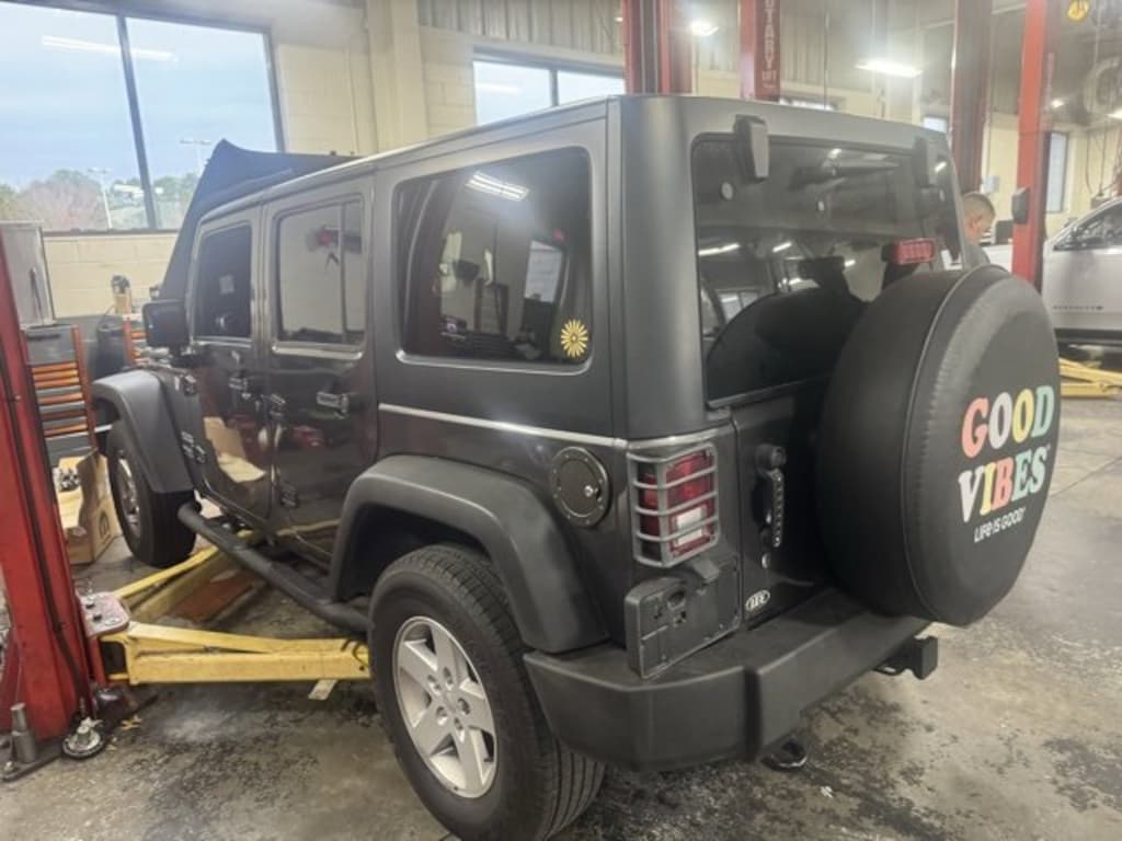 Used 2017 Jeep Wrangler JK Unlimited Sport 4x4 SUV