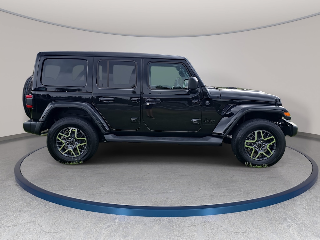 New 2026 Jeep Wrangler 4-DOOR SAHARA Sport Utility