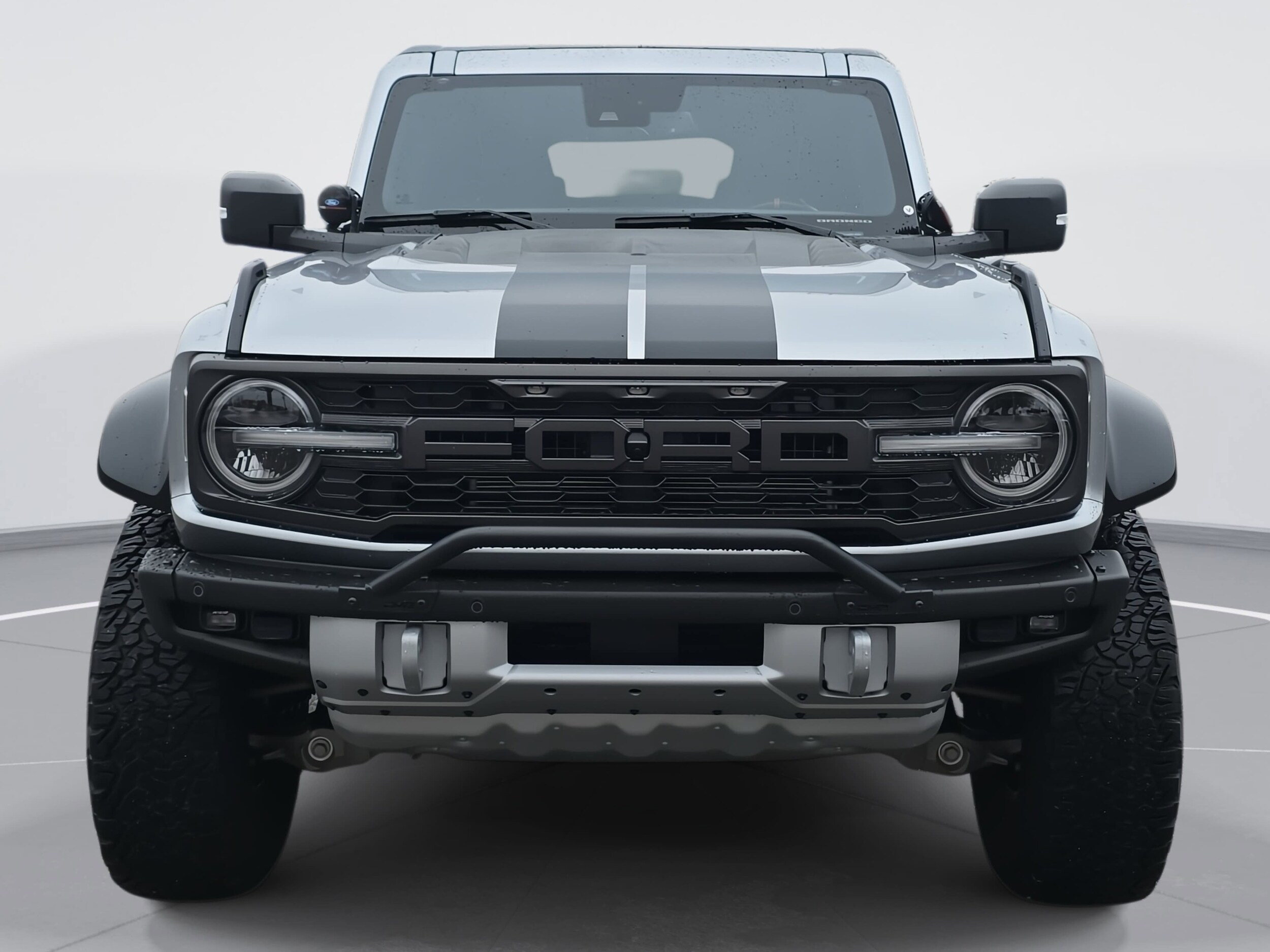 2022 Ford Bronco Raptor photo 2