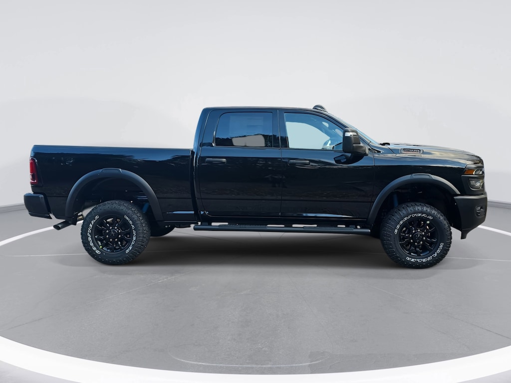 New 2026 Ram 2500 TRADESMAN CREW CAB 4X4 6'4 BOX Pickup