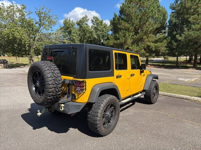 2015 Jeep Wrangler Unlimited Sahara photo 3