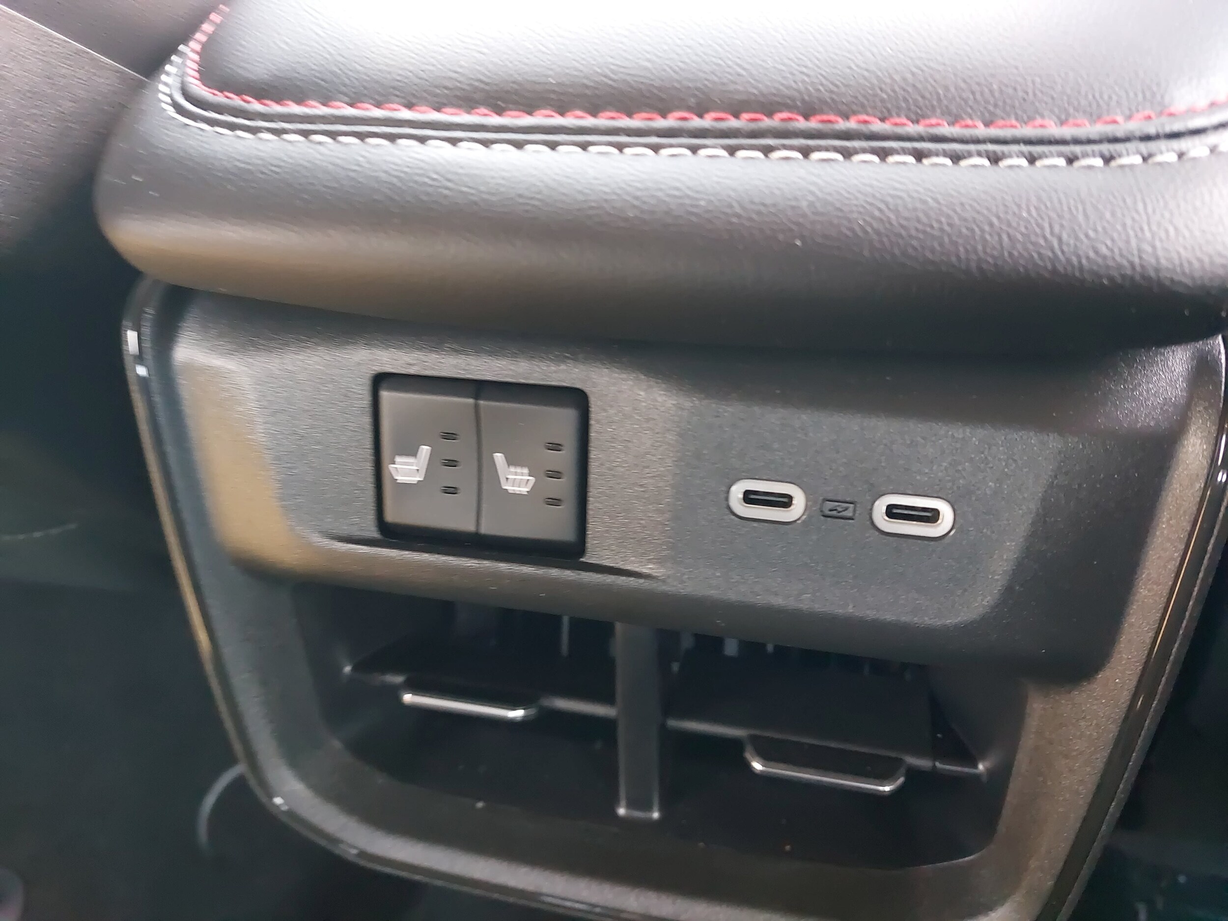 2026 Dodge Charger Scat Pack - Photo 13