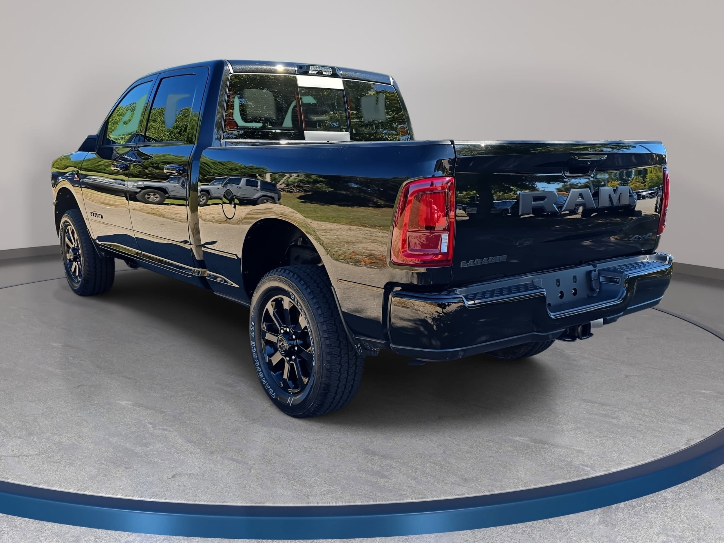 2026 RAM 2500 Laramie - Photo 7