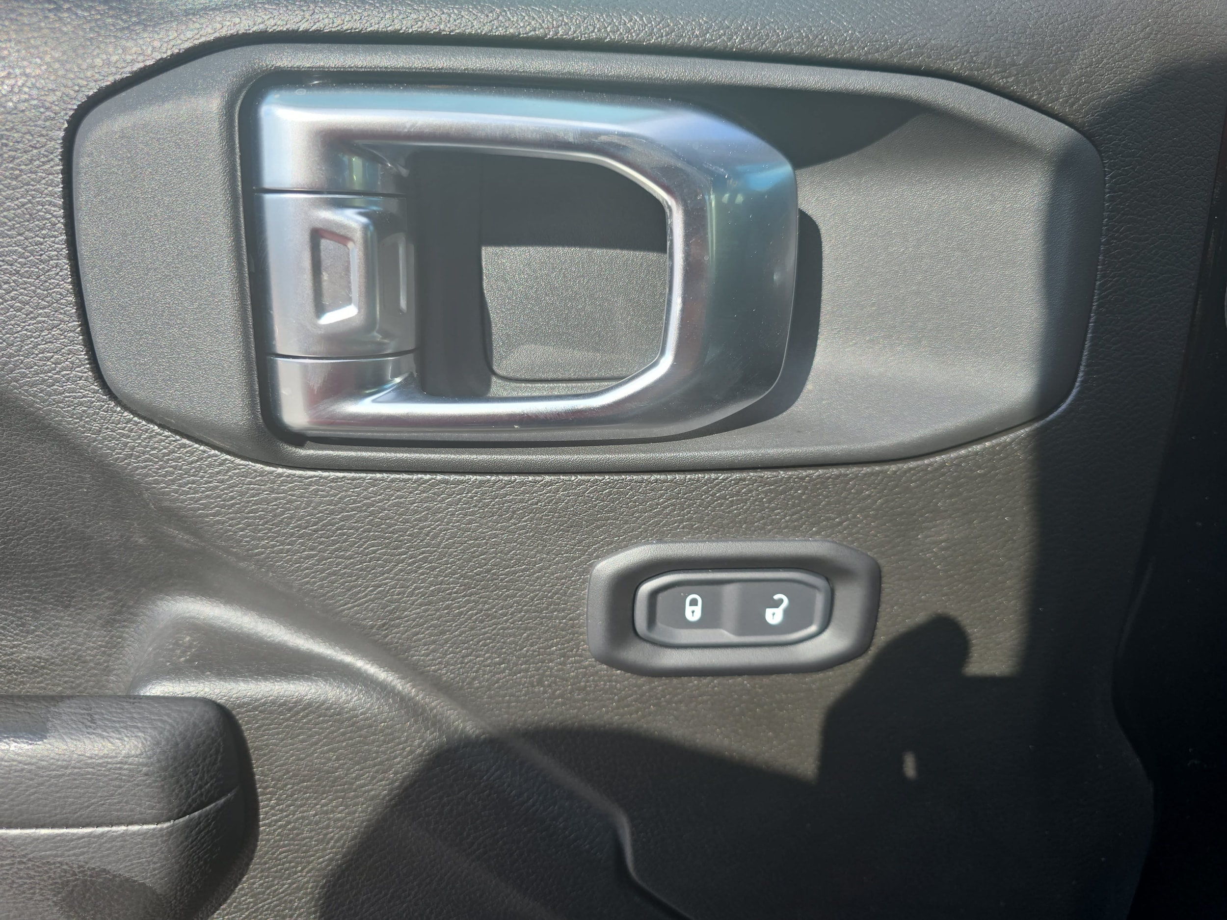 2026 Jeep Wrangler 4-Door Sport - Photo 30