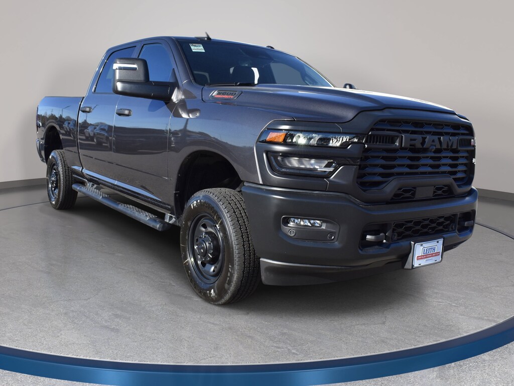 New 2026 Ram 2500 TRADESMAN CREW CAB 4X4 6'4 BOX Pickup