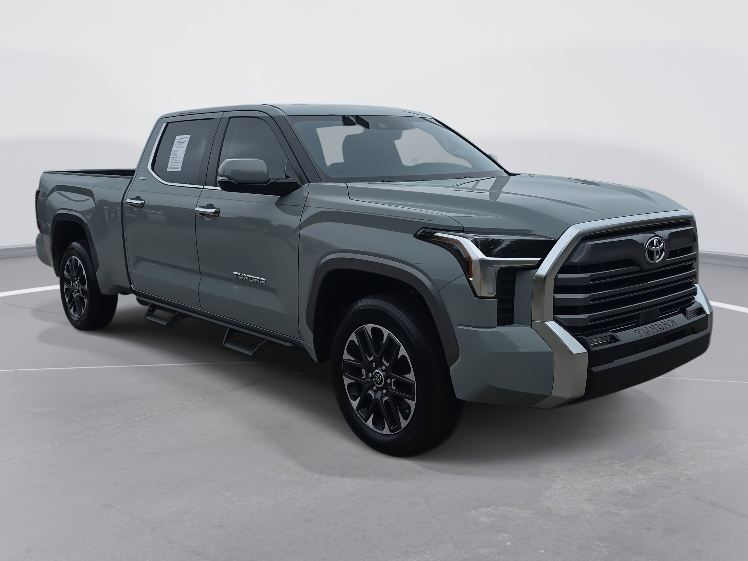 2024 Toyota Tundra Limited photo 3