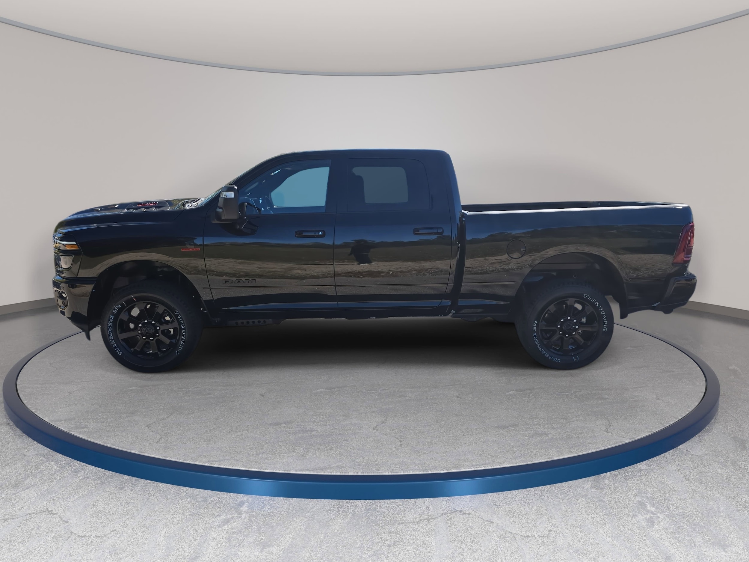 2026 RAM 2500 Laramie - Photo 8