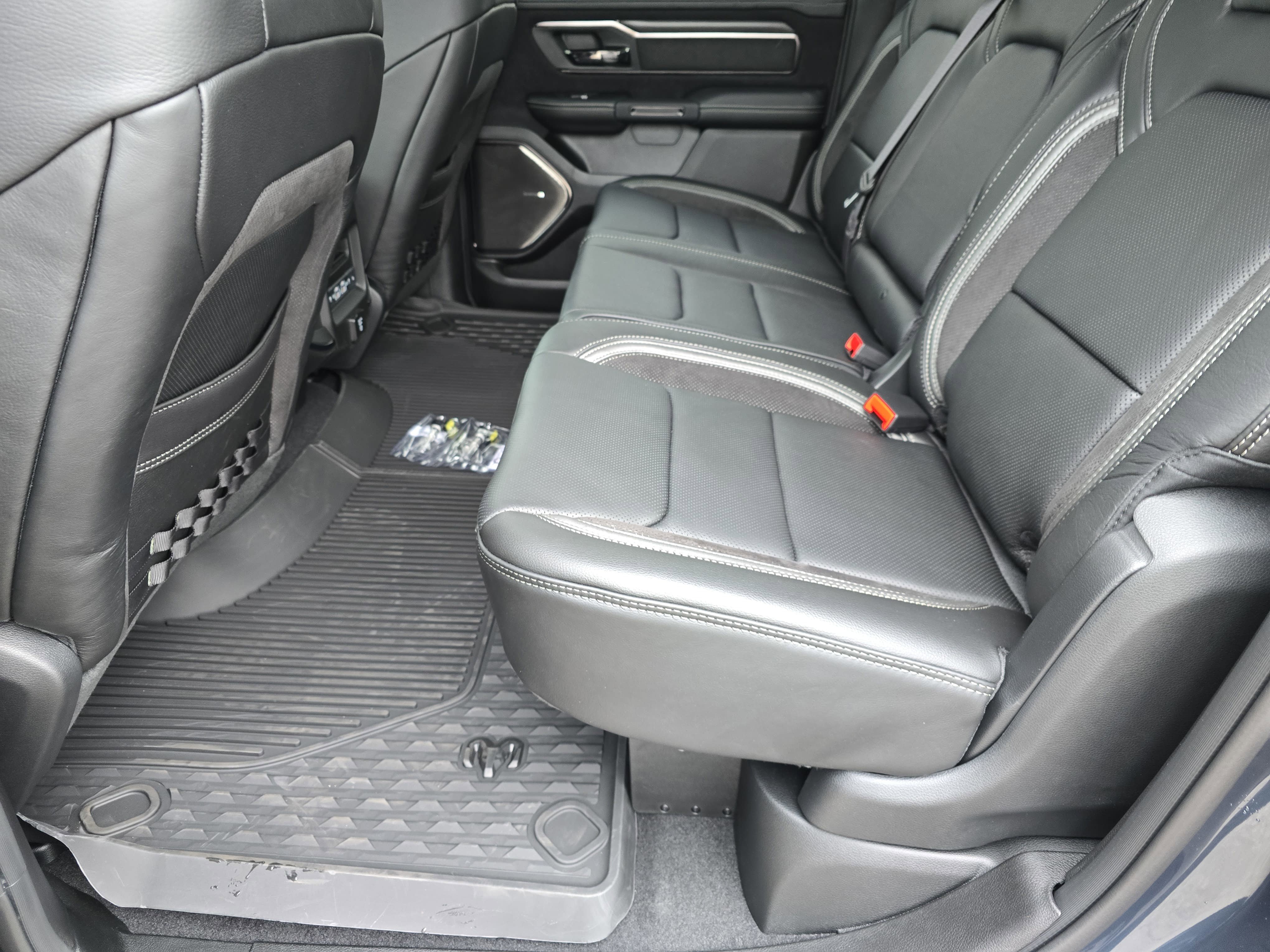 2026 RAM 1500 RHO - Photo 16