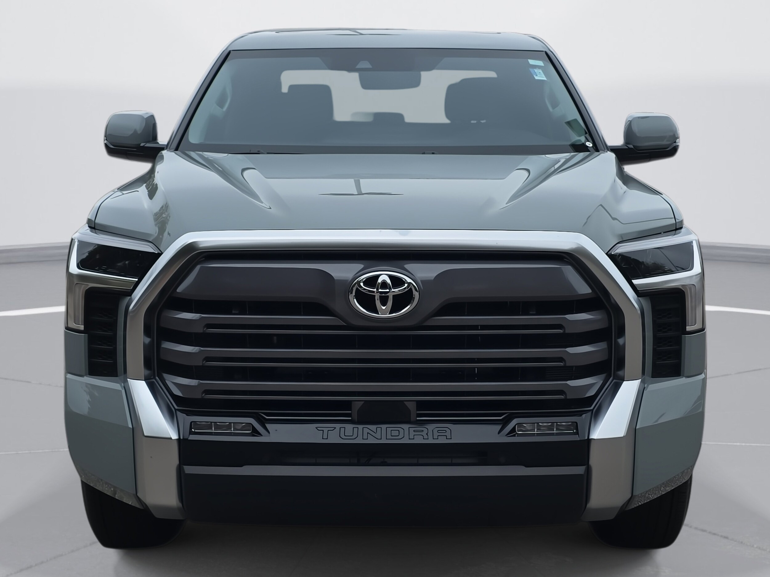 2024 Toyota Tundra Limited photo 2