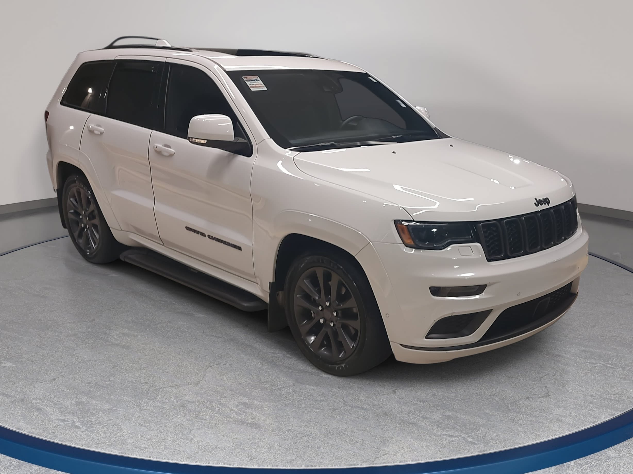 Used 2019 Jeep Grand Cherokee Overland SUV