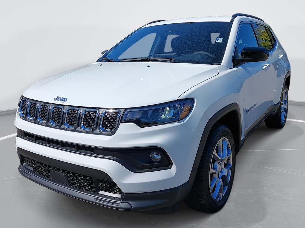 Used 2023 Jeep Compass Latitude Lux SUV