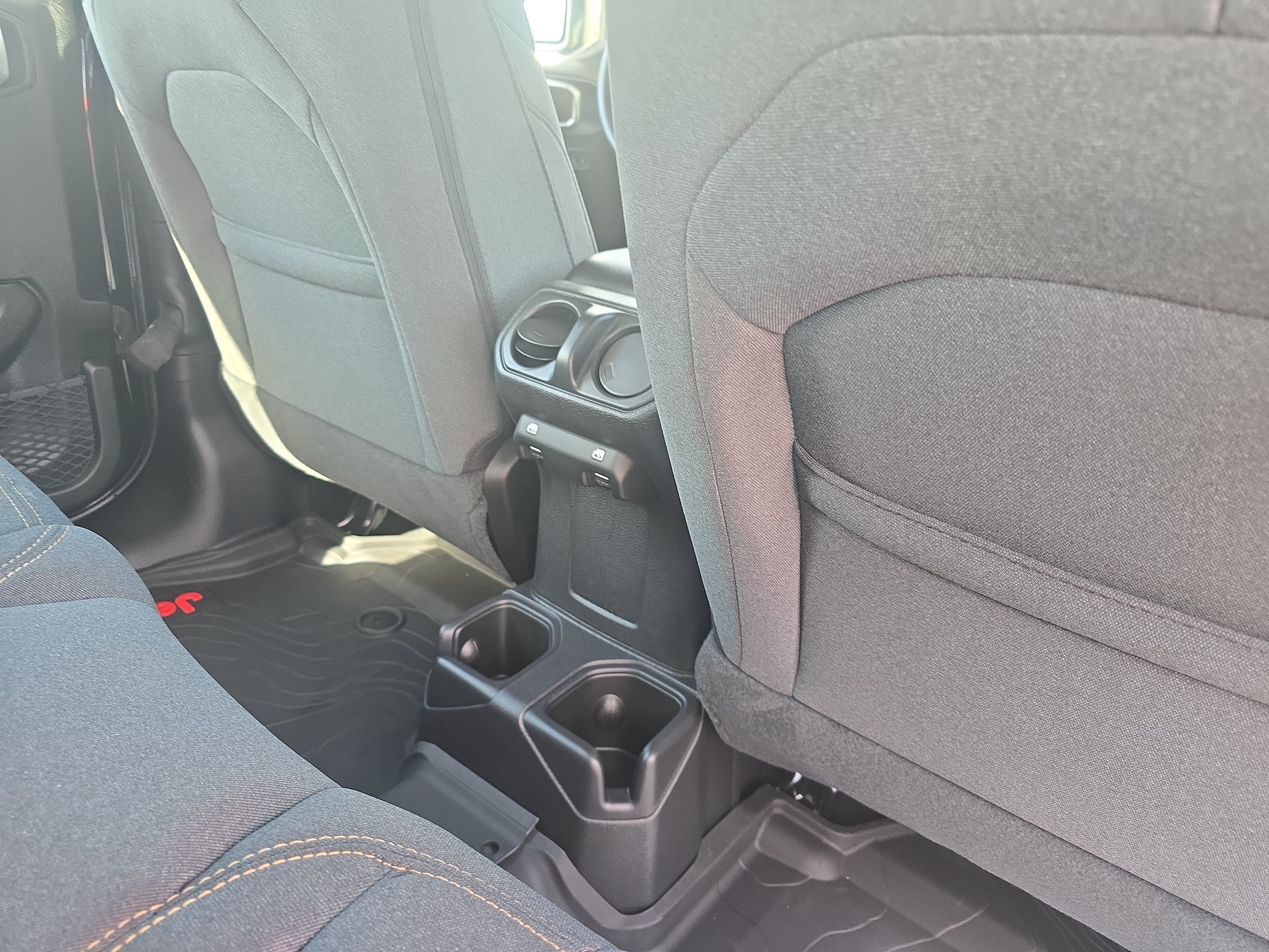 2026 Jeep Wrangler 4-Door Sport - Photo 12
