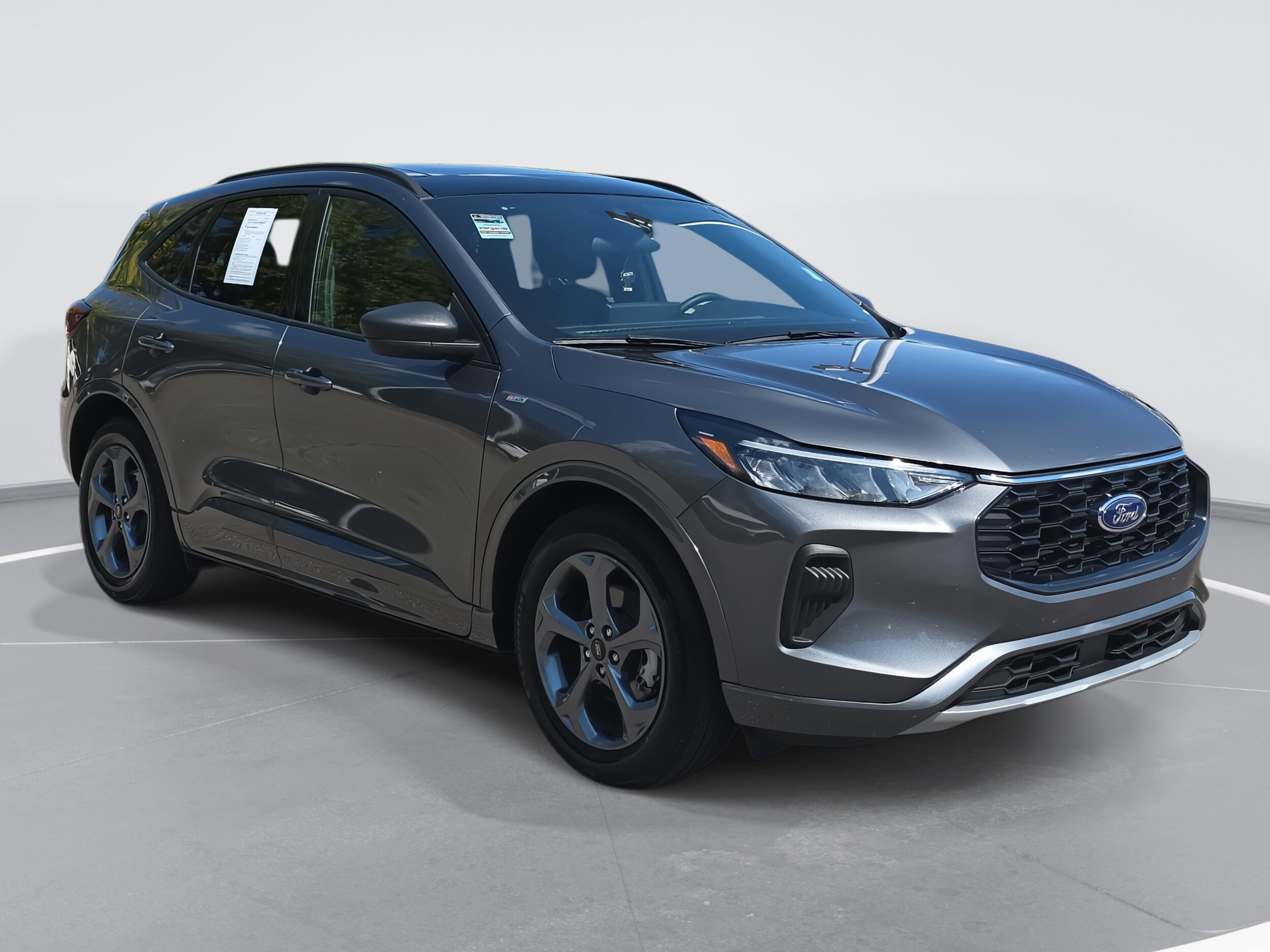 2024 Ford Escape ST-Line photo 3
