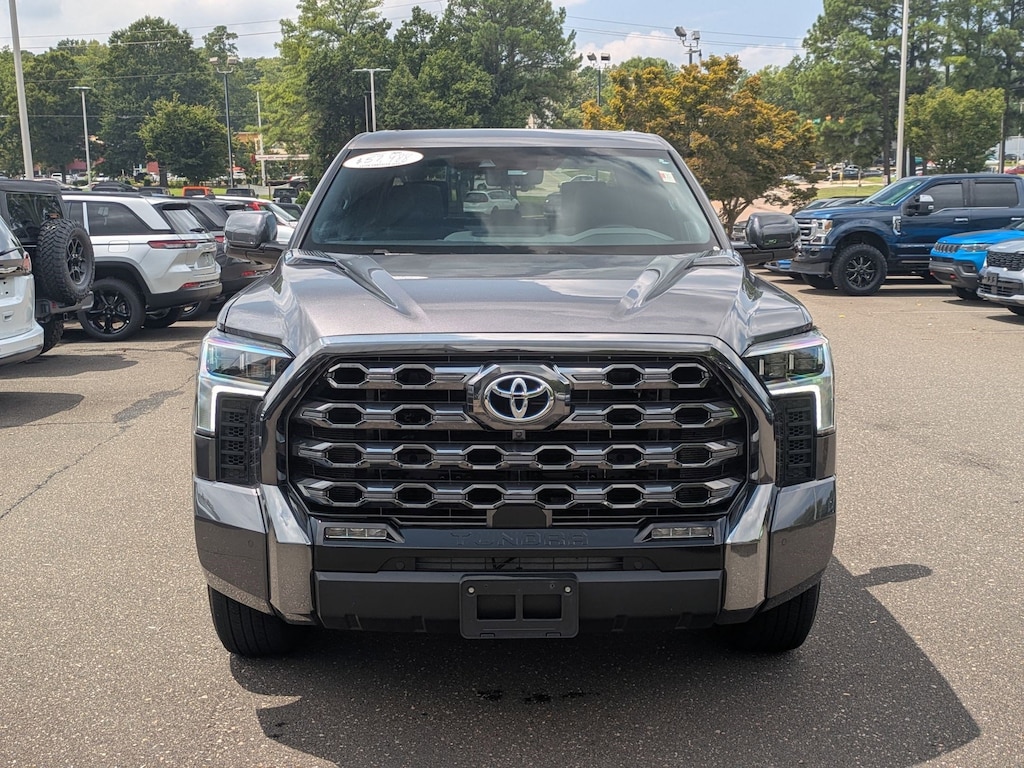 Used 2024 Toyota Tundra 4WD Platinum Hybrid Platinum Hybrid CrewMax 5.5 Bed
