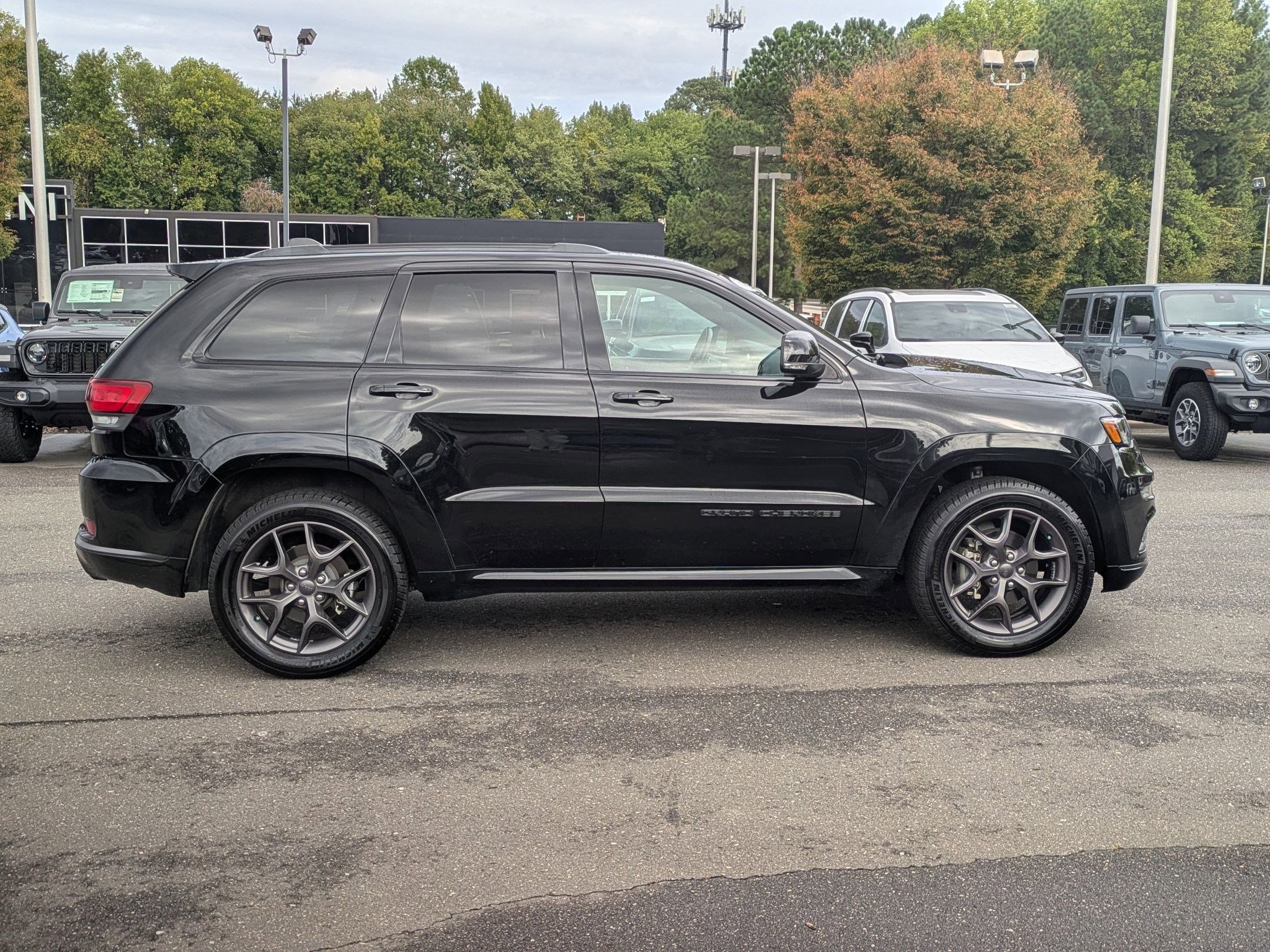 2020 Jeep Grand Cherokee Limited photo 4
