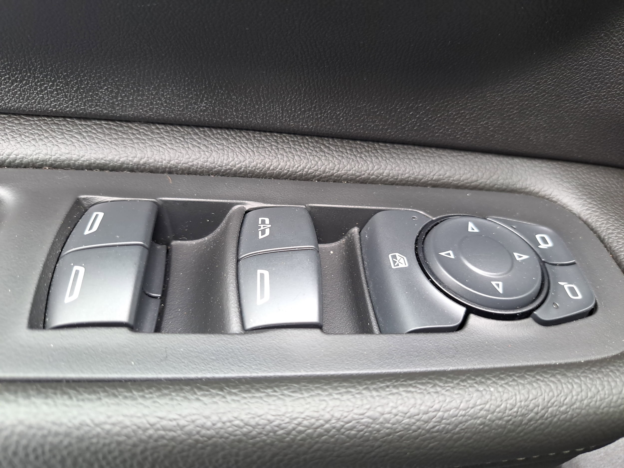 2024 GMC Terrain SLE - Photo 25
