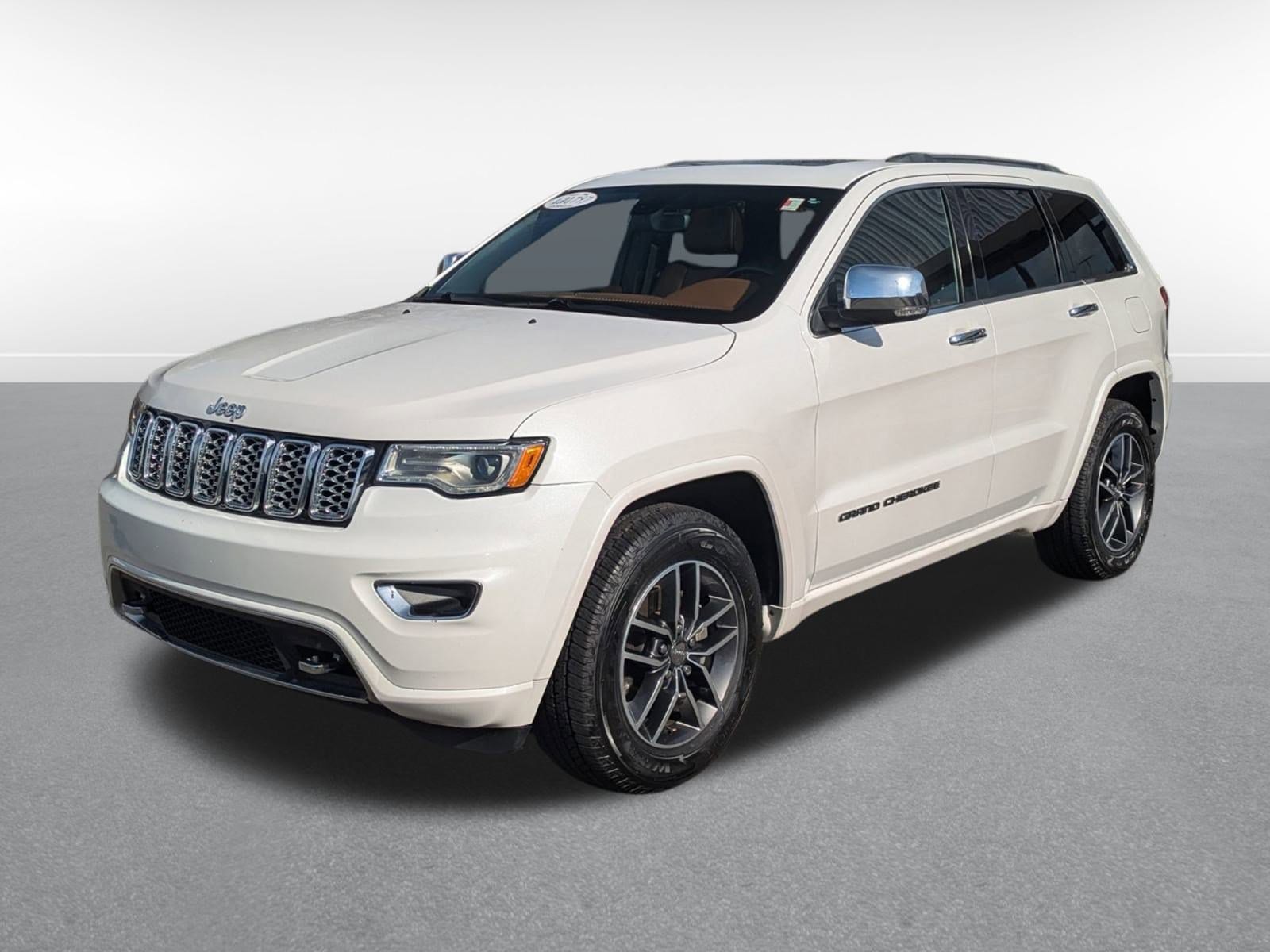 2020 Jeep Grand Cherokee Overland's photo