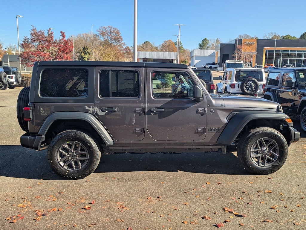 New 2026 Jeep Wrangler 4-DOOR SPORT S Sport Utility