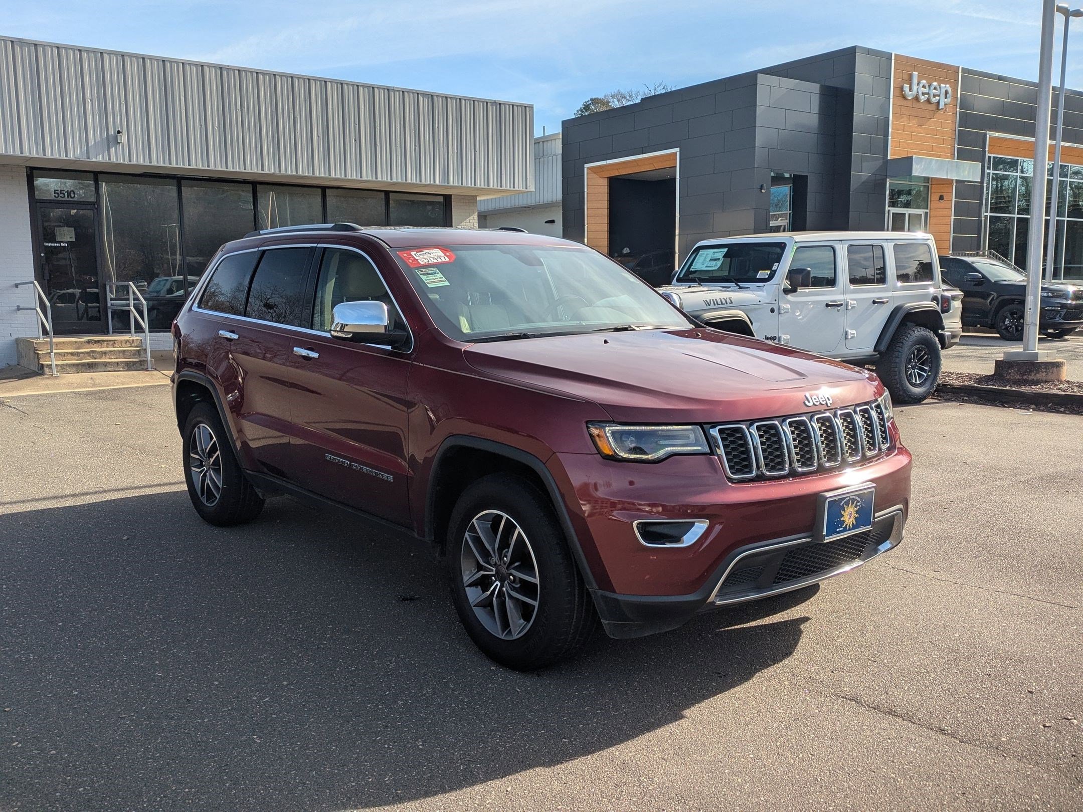 2020 Jeep Grand Cherokee Limited photo 2