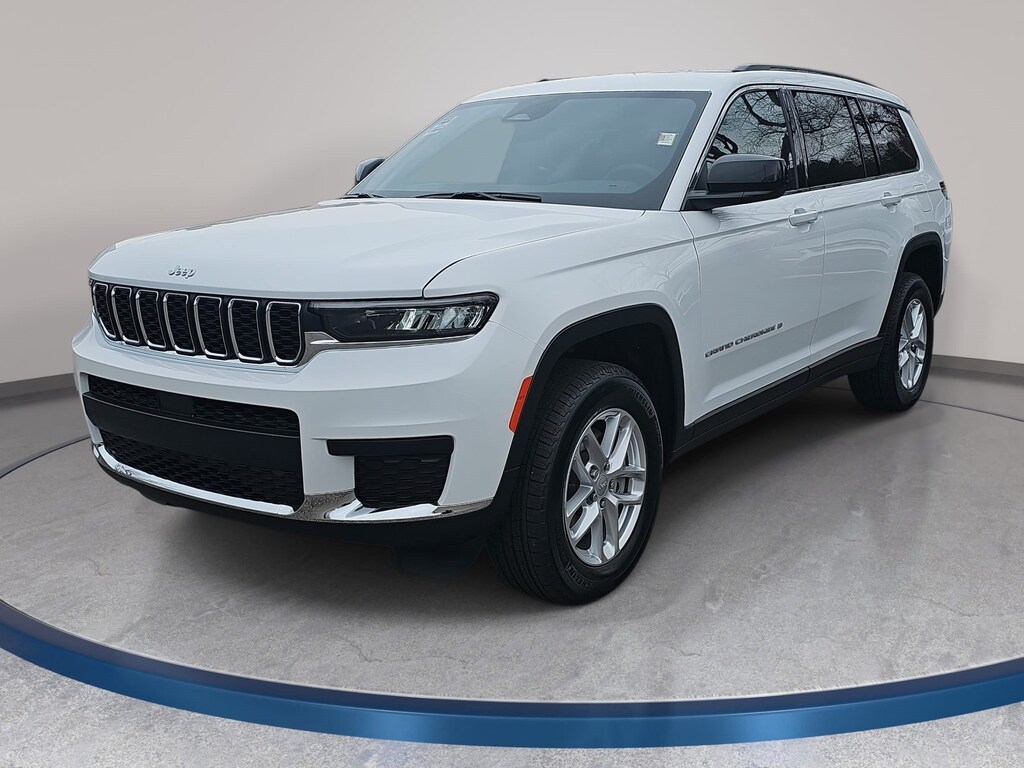 New 2026 Jeep Grand Cherokee L LAREDO 4X4 Sport Utility