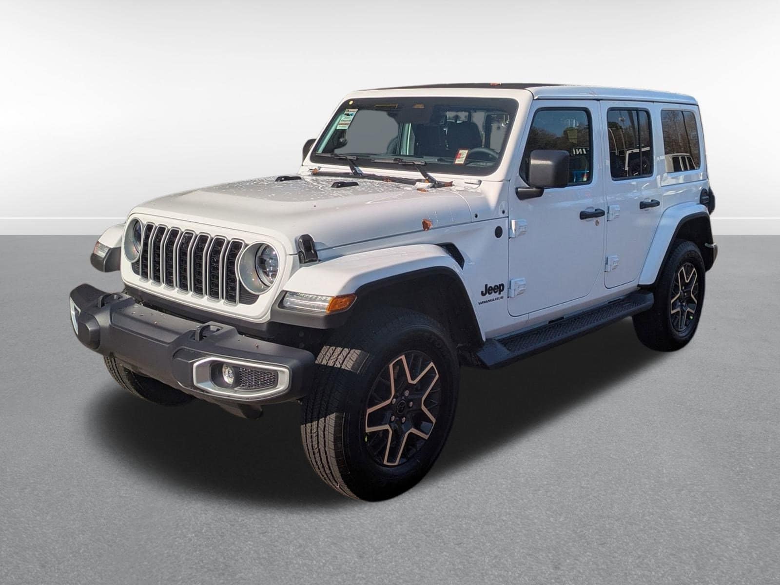 2026 Jeep Wrangler 4-Door Sahara's photo