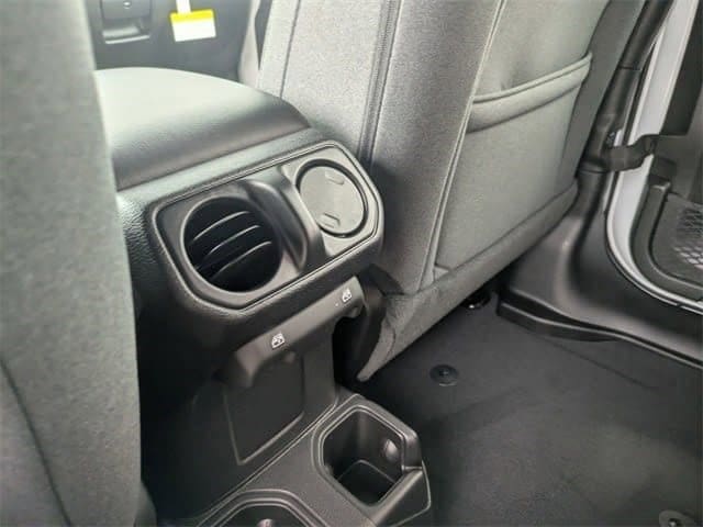 2025 Jeep Wrangler 4-Door Sport S - Photo 17