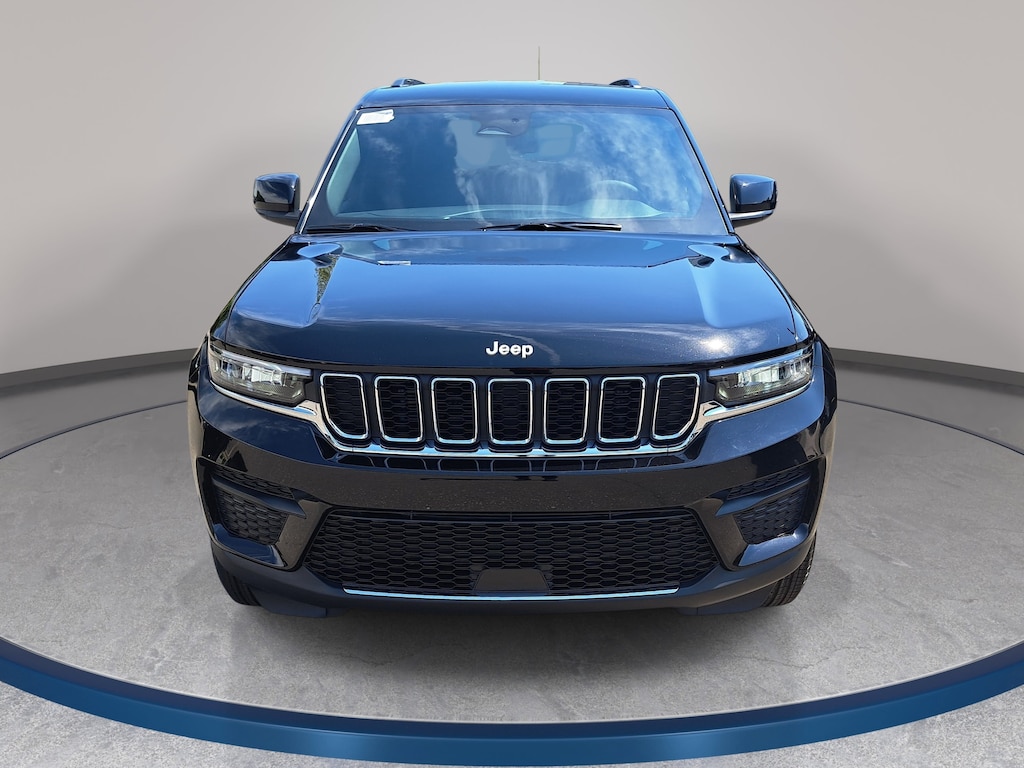 New 2026 Jeep Grand Cherokee LAREDO 4X4 Sport Utility