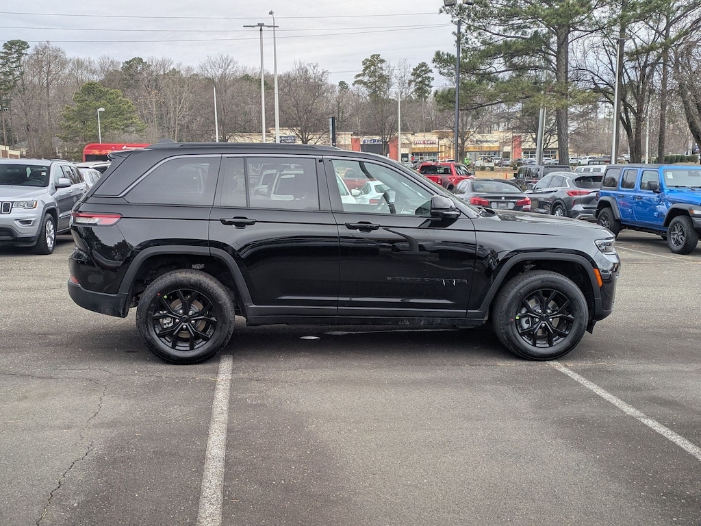 New 2026 Jeep Grand Cherokee ALTITUDE 4X4 Sport Utility