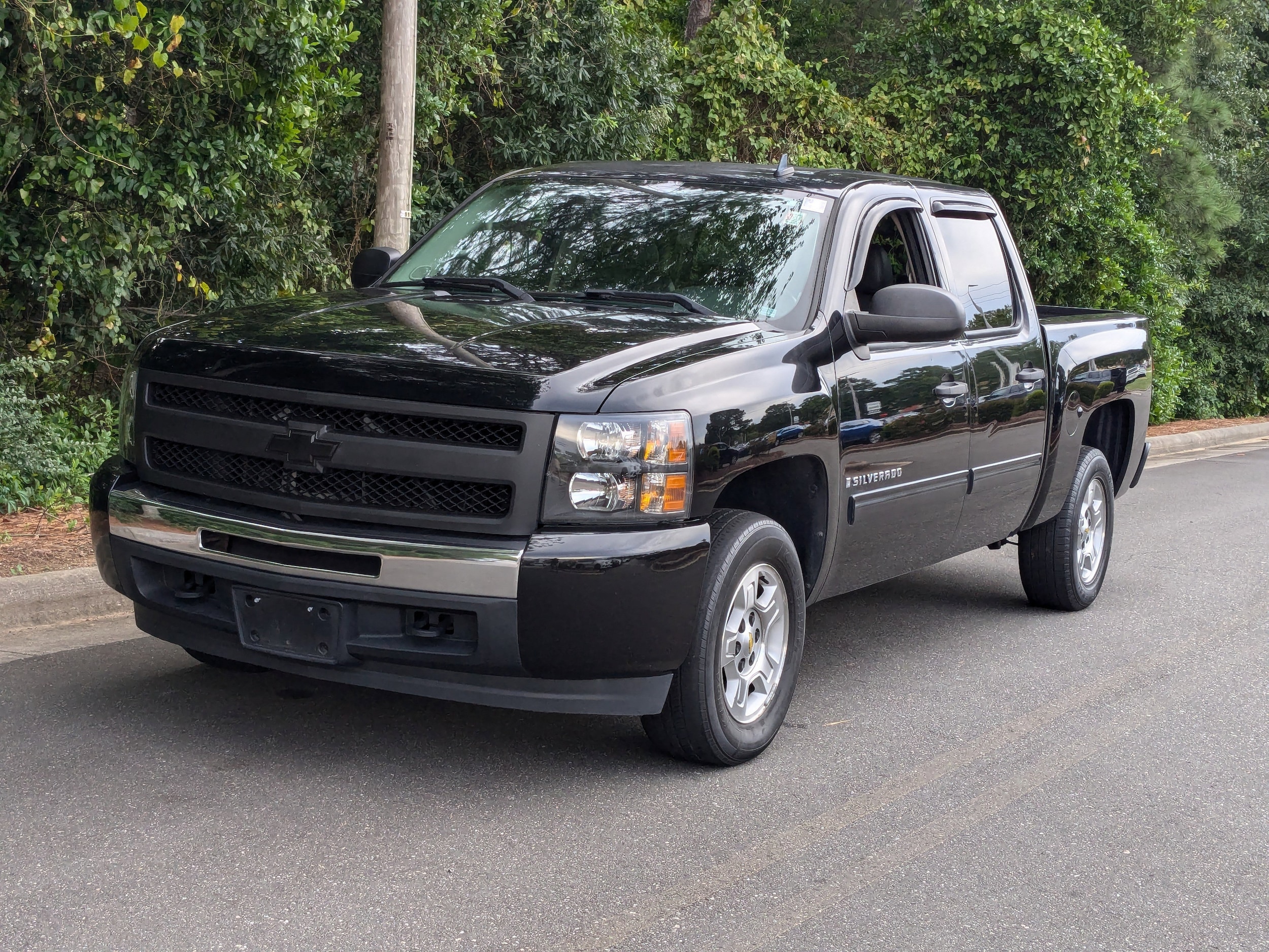 Used 2009 Chevrolet Silverado 1500 1LT with VIN 3GCEC23089G110257 for sale in Apex, NC