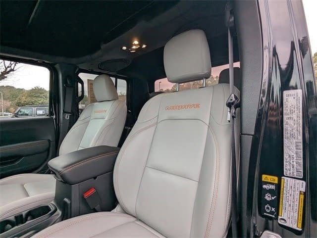 2023 Jeep Gladiator Mojave - Photo 9