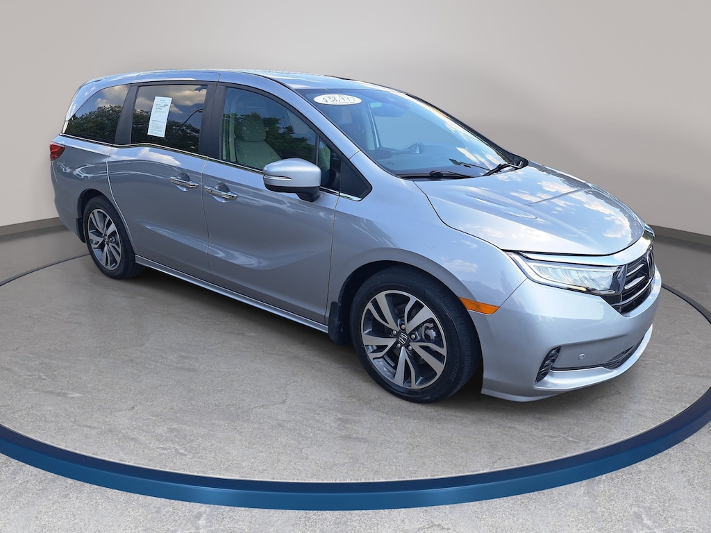 Used 2024 Honda Odyssey Touring Touring Auto