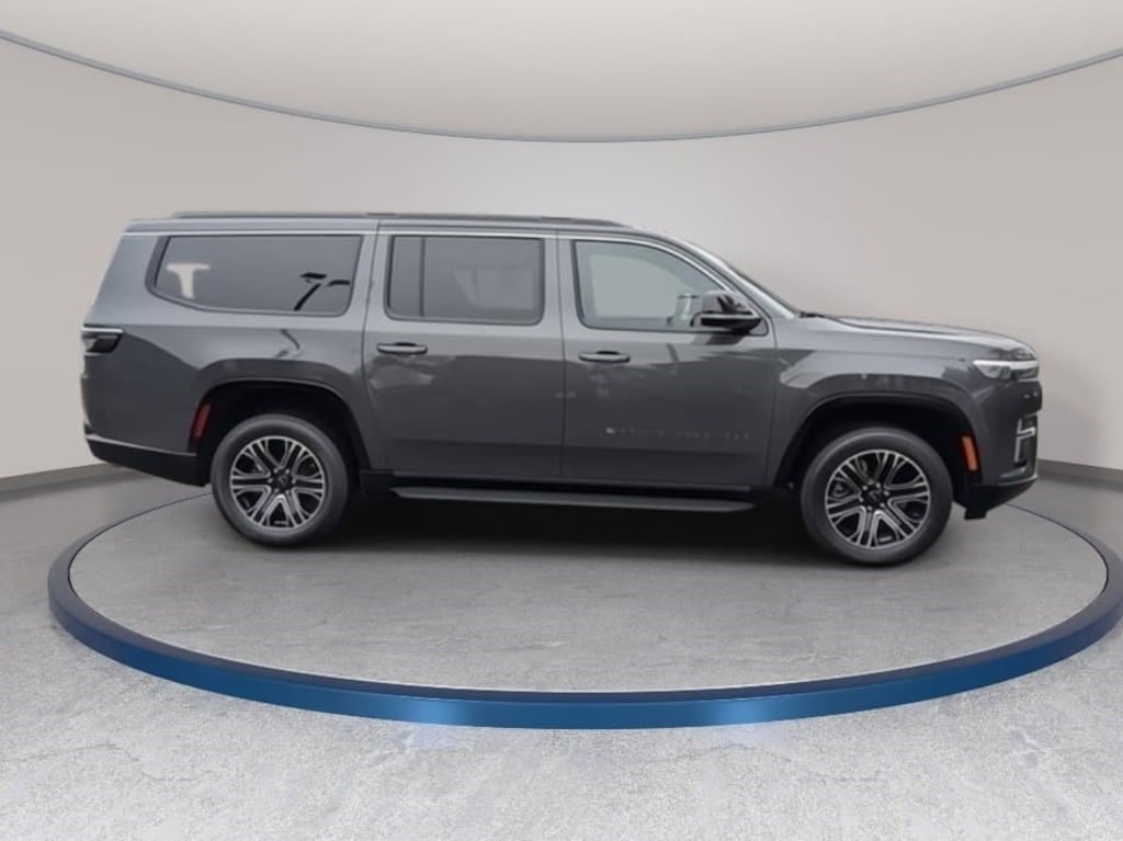 New 2026 Jeep Grand Wagoneer L 4X4 Sport Utility