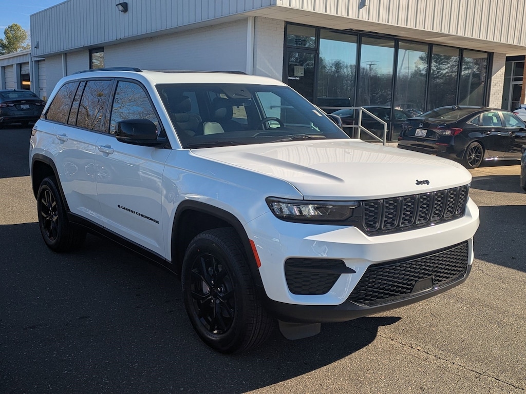 New 2025 Jeep Grand Cherokee ALTITUDE X 4X4 Sport Utility