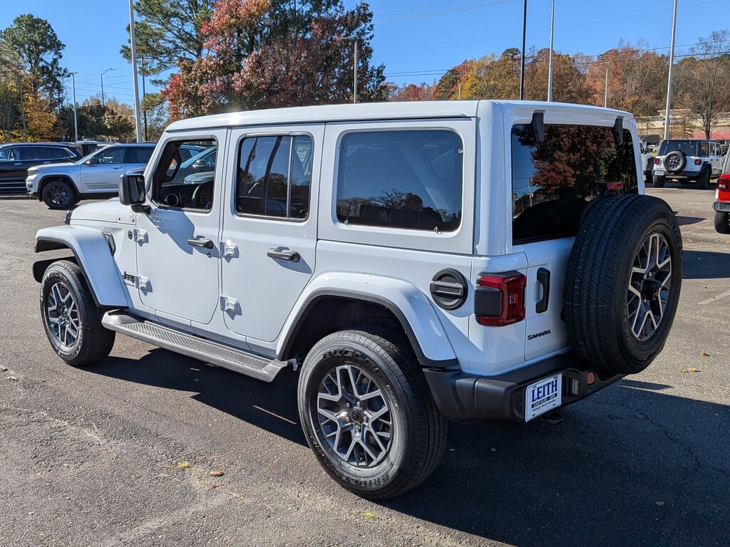 New 2026 Jeep Wrangler 4-DOOR SAHARA Sport Utility